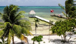 beach-ambergris-caye-belize